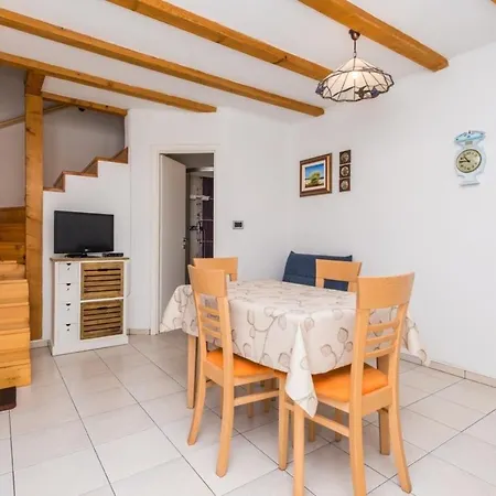 House Sukošan